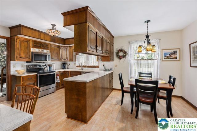 922 Wedgewood Road, Hanover Twp, PA 18017