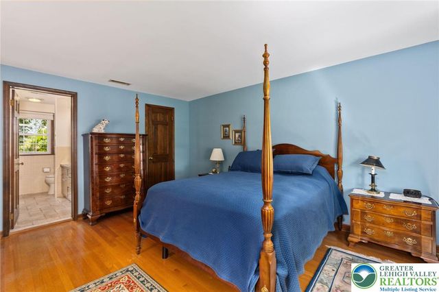 922 Wedgewood Road, Hanover Twp, PA 18017