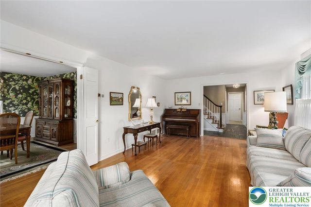 922 Wedgewood Road, Hanover Twp, PA 18017