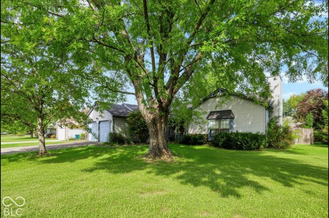 6408 Muirfield Way, Indianapolis, IN 46237