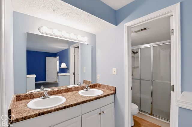 6408 Muirfield Way, Indianapolis, IN 46237