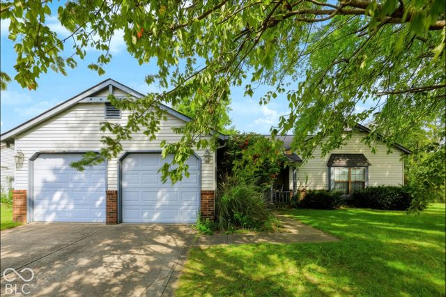 6408 Muirfield Way, Indianapolis, IN 46237