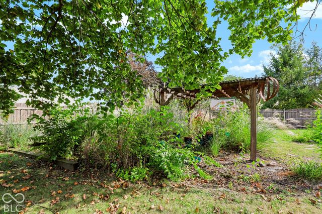 6408 Muirfield Way, Indianapolis, IN 46237