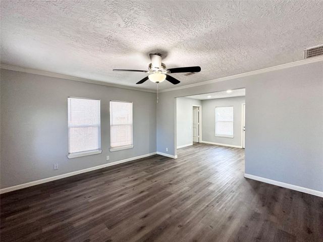 6611 Conley Street, Houston, TX 77021