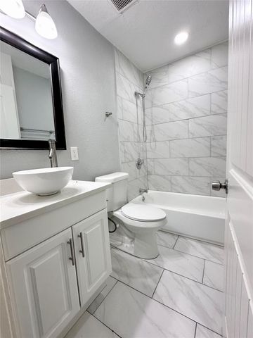 6611 Conley Street, Houston, TX 77021