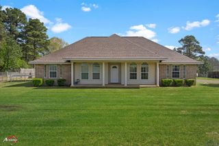 10852 N County Road 2138, Tatum, TX 75691