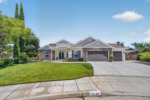 103 W Polson Avenue, Clovis, CA 93612