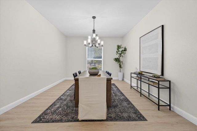 103 W Polson Avenue, Clovis, CA 93612