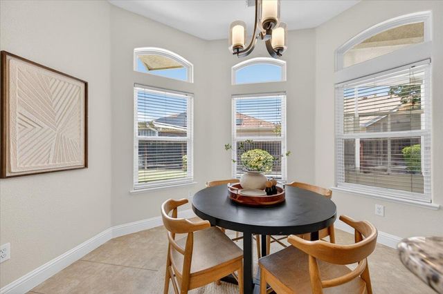 103 W Polson Avenue, Clovis, CA 93612