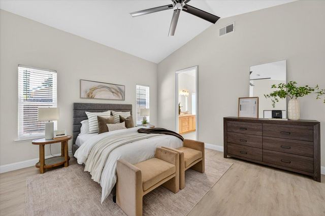 103 W Polson Avenue, Clovis, CA 93612