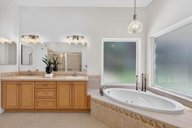 103 W Polson Avenue, Clovis, CA 93612