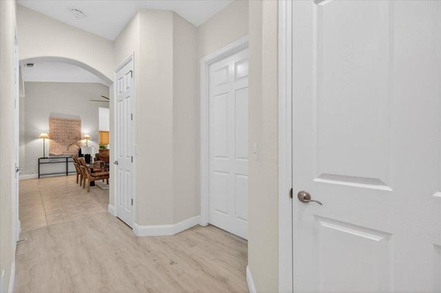 103 W Polson Avenue, Clovis, CA 93612