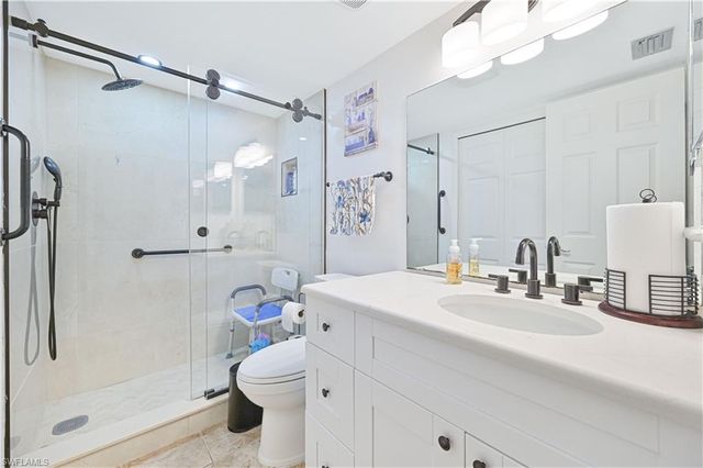 15488 Admiralty CIR 2, North Fort Myers, FL 33917