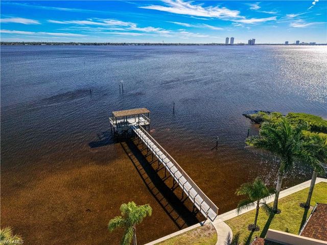 15488 Admiralty CIR 2, North Fort Myers, FL 33917