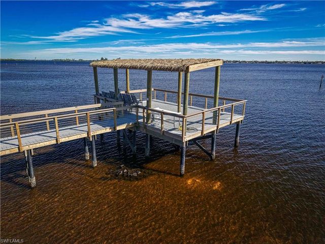 15488 Admiralty CIR 2, North Fort Myers, FL 33917