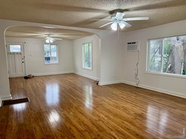 213 N Logan Avenue, Haxtun, CO 80731
