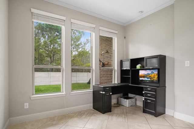 5811 Willow Park Terrace Lane, Houston, TX 77365