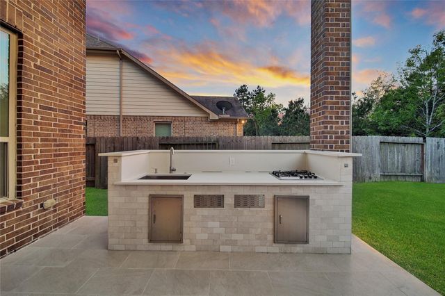 5811 Willow Park Terrace Lane, Houston, TX 77365