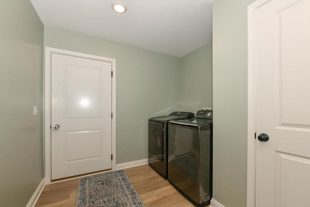 529 Arbor Ridge DRIVE, Delavan, WI 53115