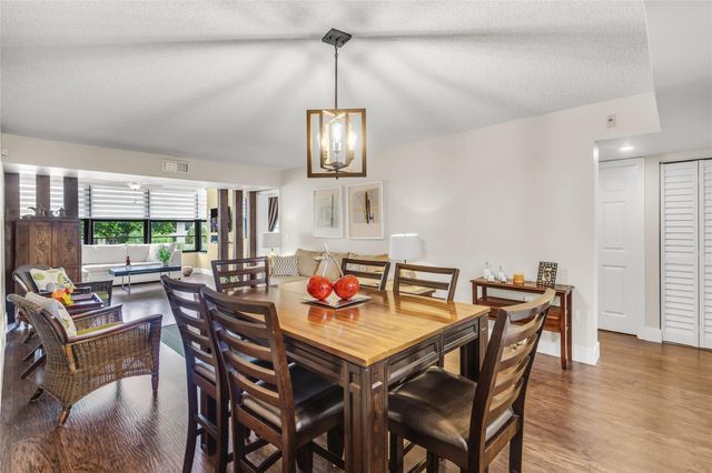 1719 Whitehall Drive 406, Davie, FL 33324