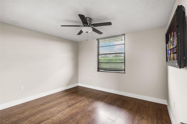 1719 Whitehall Drive 406, Davie, FL 33324