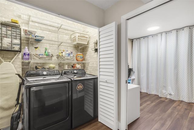 1719 Whitehall Drive 406, Davie, FL 33324