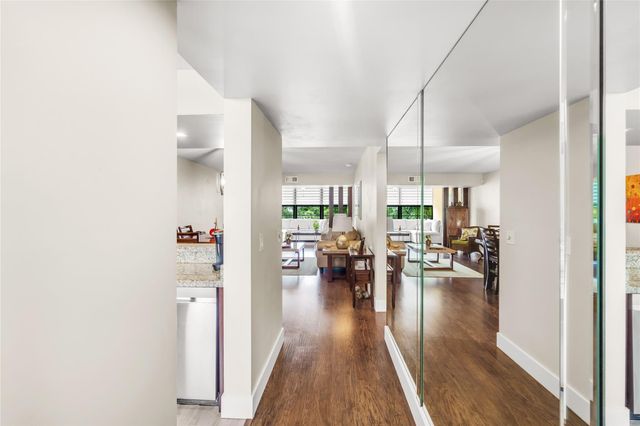 1719 Whitehall Drive 406, Davie, FL 33324