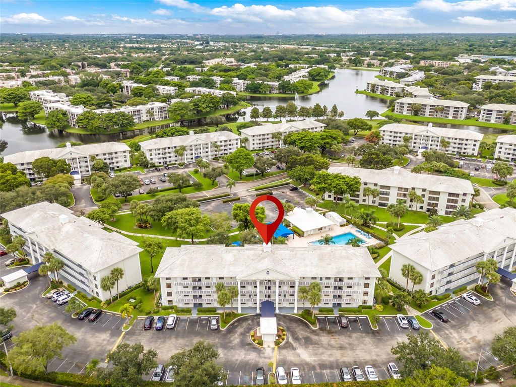 1719 Whitehall Drive 406, Davie, FL 33324