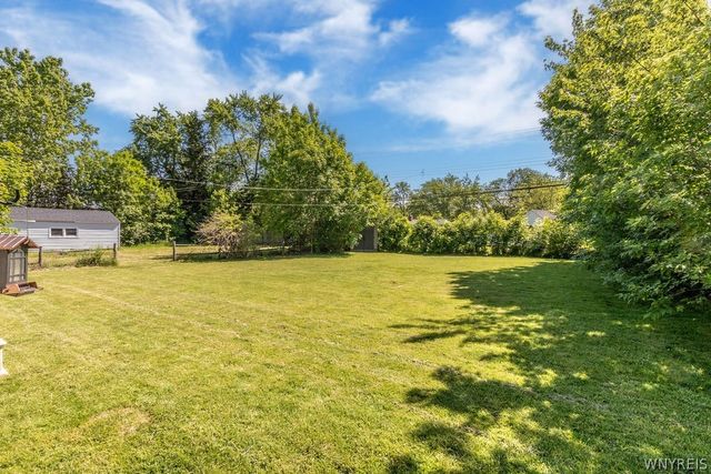 145 Greenleaf Ave, Tonawanda, NY 14150