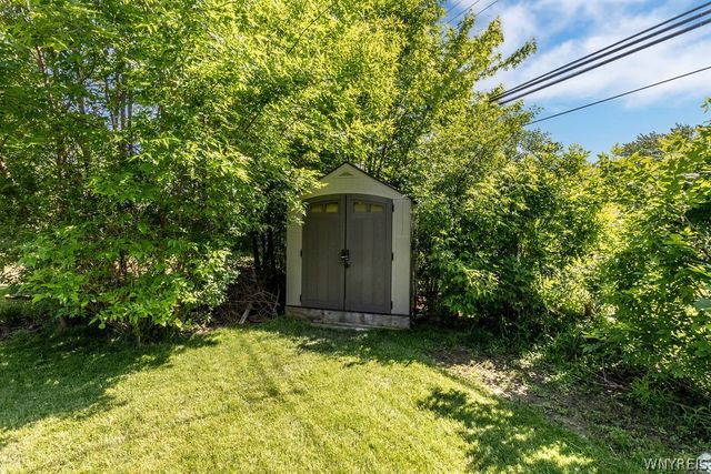 145 Greenleaf Ave, Tonawanda, NY 14150