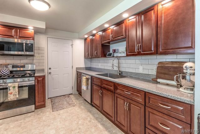 145 Greenleaf Ave, Tonawanda, NY 14150