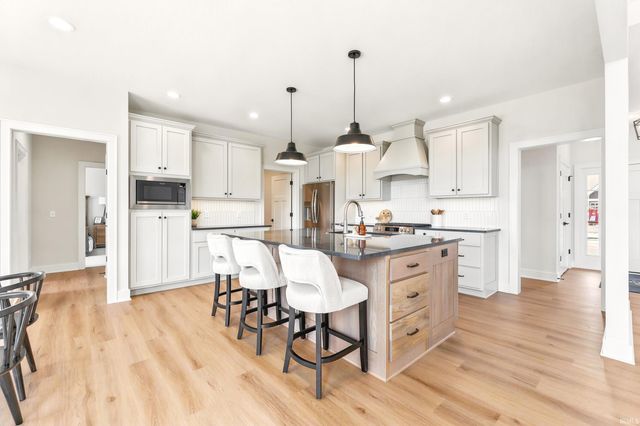 357 Keltic Pines Boulevard, Huntertown, IN 46748