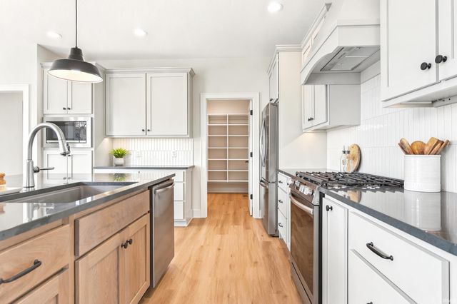357 Keltic Pines Boulevard, Huntertown, IN 46748