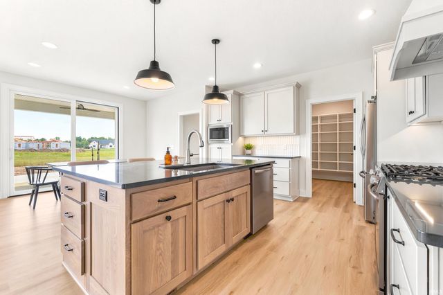 357 Keltic Pines Boulevard, Huntertown, IN 46748