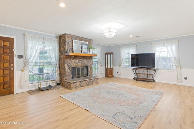 132 Kentwood Drive, Carencro, LA 70520