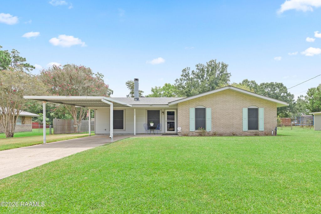 132 Kentwood Drive, Carencro, LA 70520