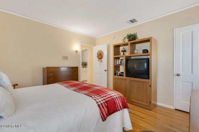 1936 N Rose Street, Burbank, CA 91505