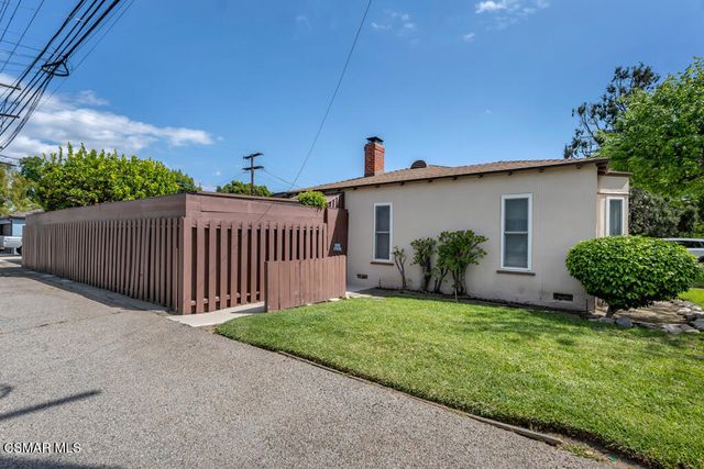 1936 N Rose Street, Burbank, CA 91505