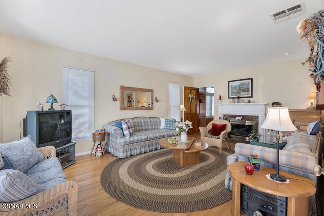 1936 N Rose Street, Burbank, CA 91505