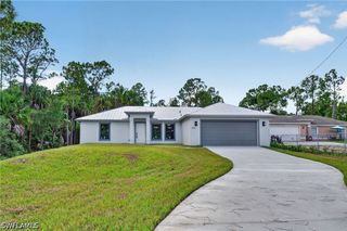 436 41st AVE NE, Naples, FL 34120