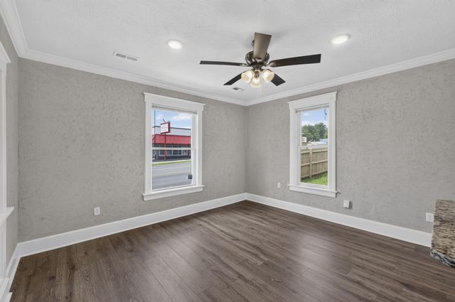 2401 N Boonville Avenue, Springfield, MO 65803