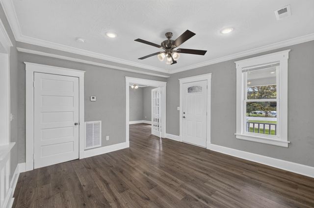 2401 N Boonville Avenue, Springfield, MO 65803