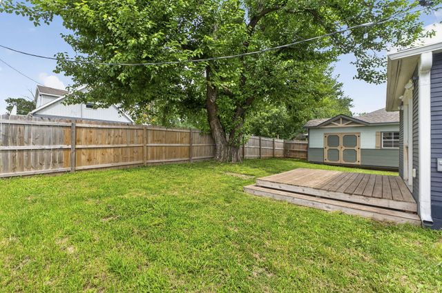 2401 N Boonville Avenue, Springfield, MO 65803