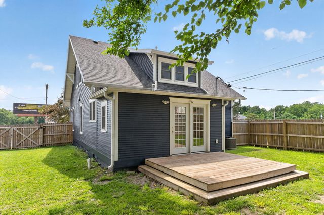 2401 N Boonville Avenue, Springfield, MO 65803