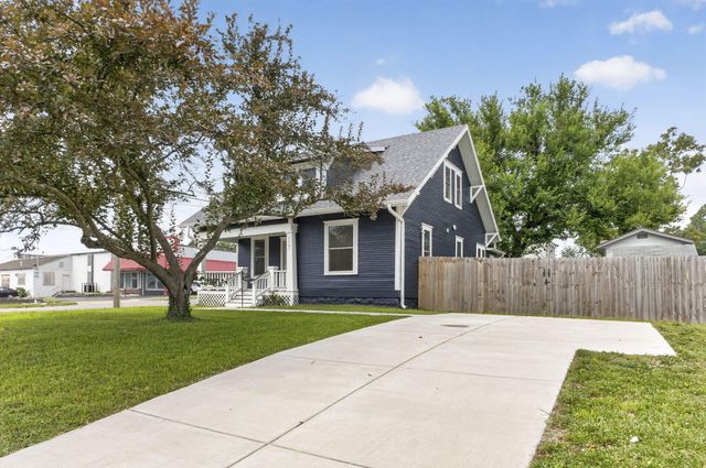 2401 N Boonville Avenue, Springfield, MO 65803