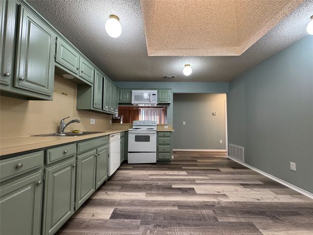 3205 Upshire Court, Plano, TX 75075