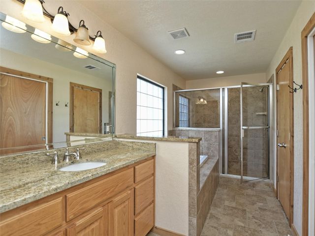 113 Courtside WAY, Spicewood, TX 78669