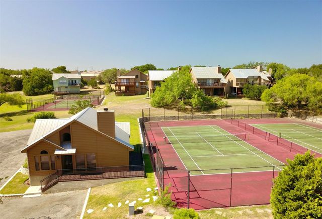 113 Courtside WAY, Spicewood, TX 78669