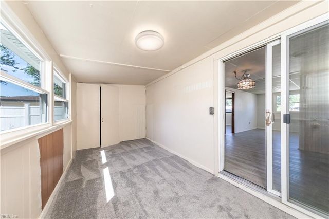 1930 Demetro DR, Hampton, VA 23663