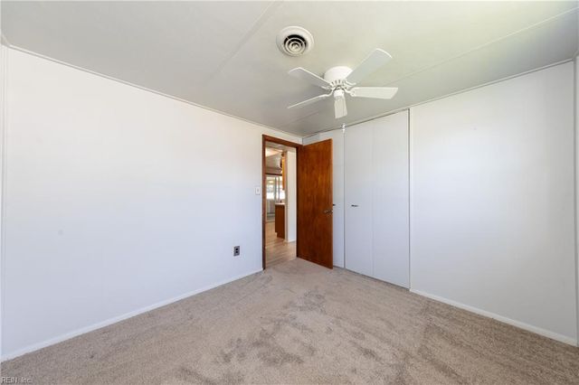 1930 Demetro DR, Hampton, VA 23663